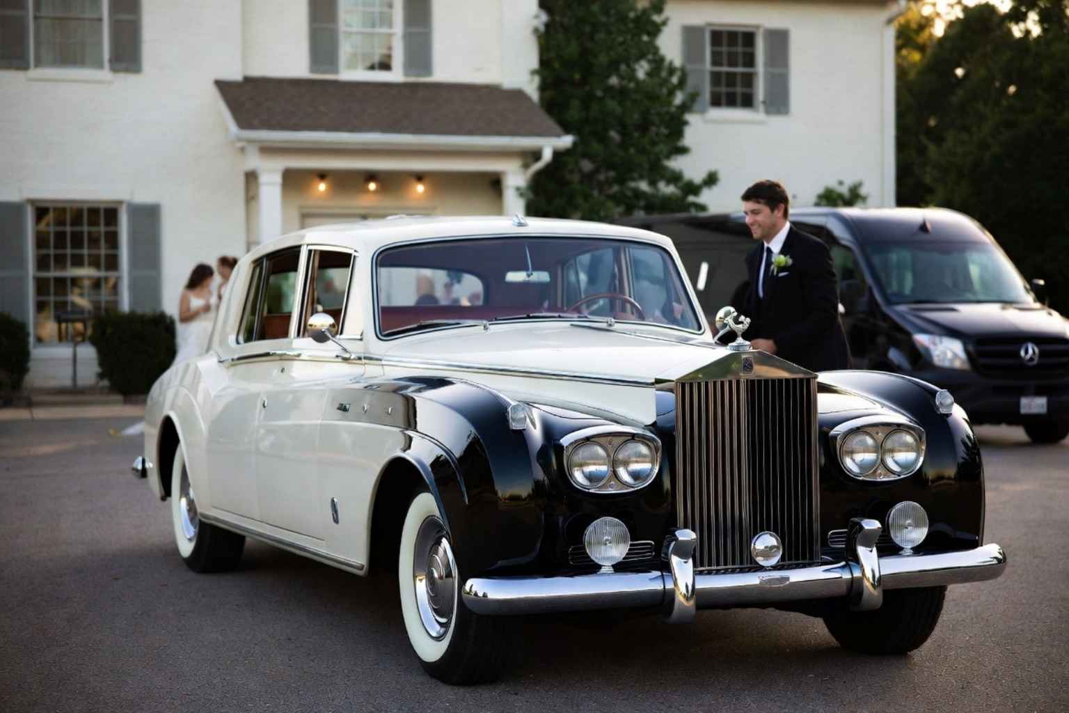 Do you provide wedding day shuttles and a classic vintage getaway car in Birmingham Alabama?