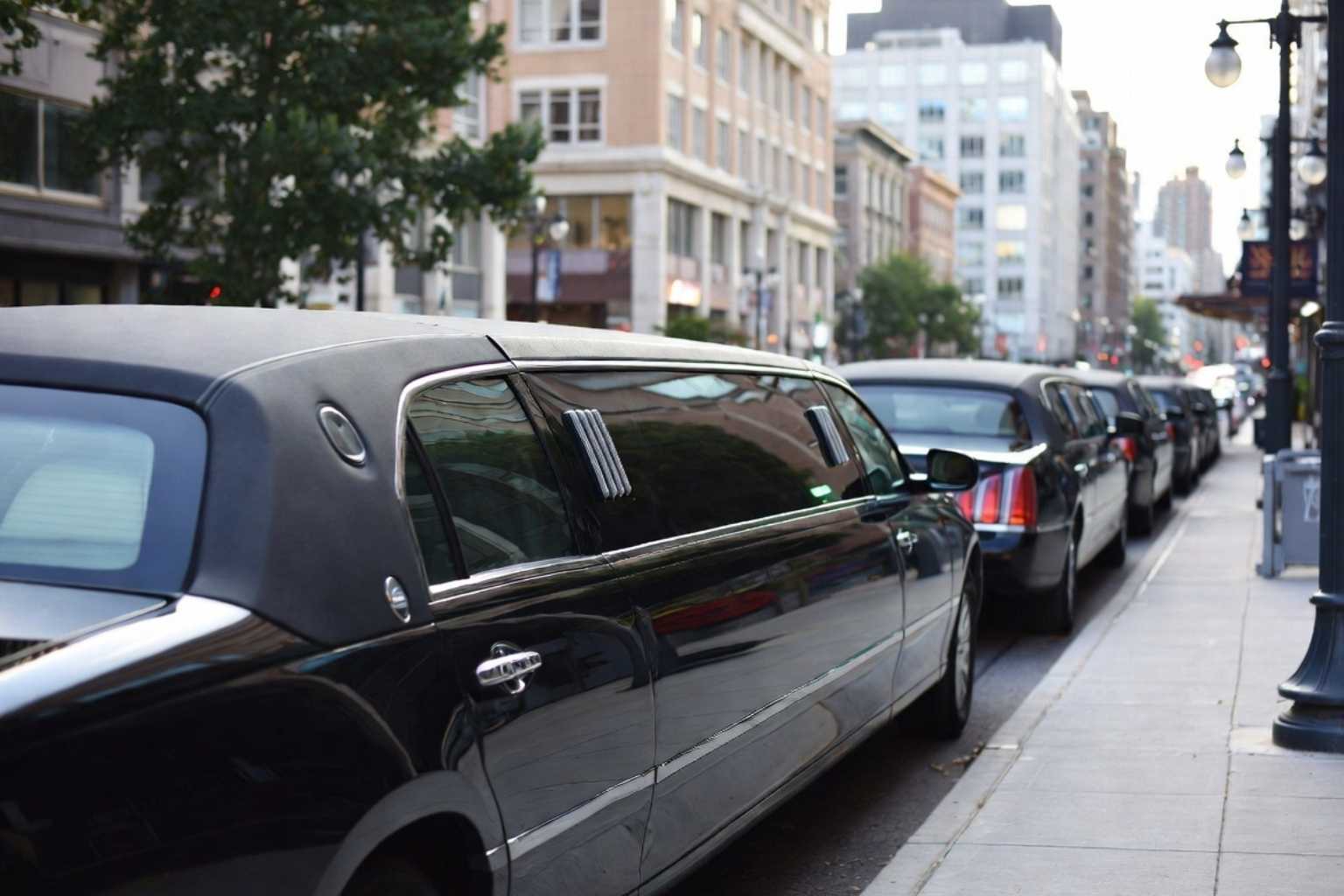 How much does limousine service cost in Birmingham Alabama